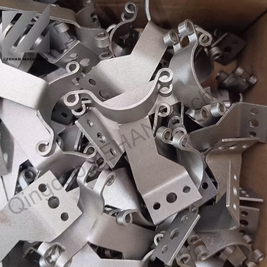 Stampaggio dei metalli, compreso lo stampaggio a stampo progressivo e a trasferimento